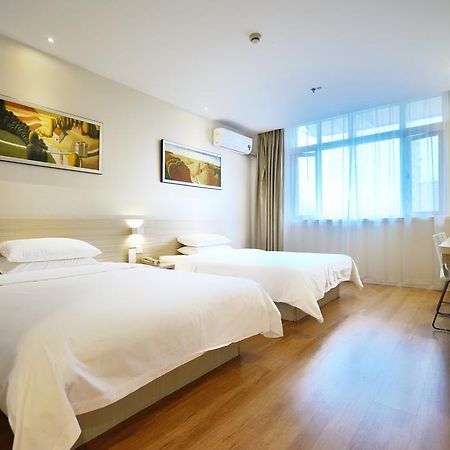 Hanting Hotel Shanghai Xujiahui Exteriör bild