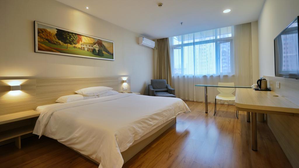 Hanting Hotel Shanghai Xujiahui Exteriör bild
